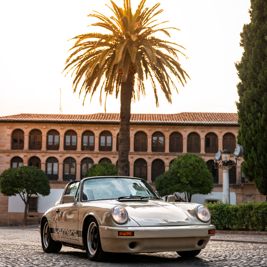 Porsche 911 3.2 Carrera Targa