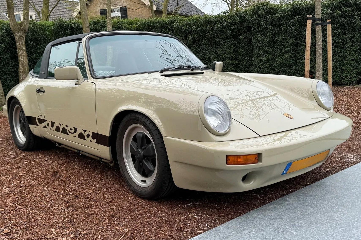 Porsche 911 3.2 Carrera Targa