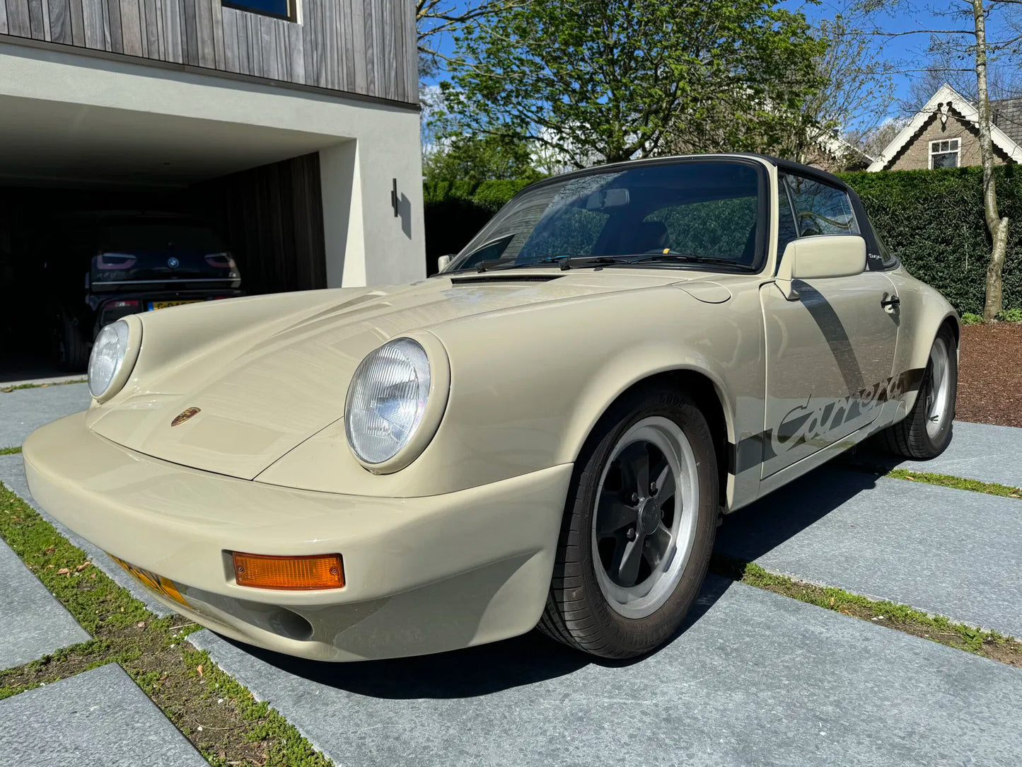 Porsche 911 3.2 Carrera Targa